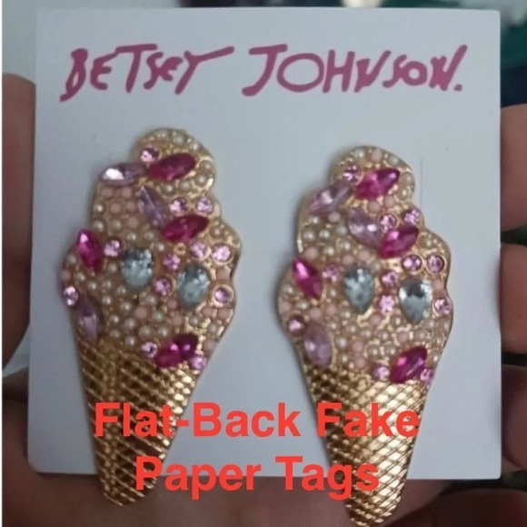 BETSEY JOHNSON: How to Identify Counterfeit Items — A Quick &
Easy Buying Guide - Picture 9 of 11